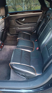 Audi A8 Long 3.0 171kW (10 foto / 10)