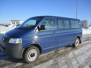 Volkswagen Caravelle (4 foto / 12)