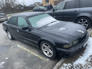 BMW 725TDS (2 фото из 6)