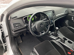 Müüa Renault Megane (9 foto / 11)