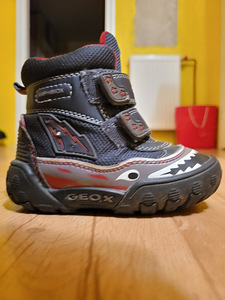Geox (3 foto / 3)