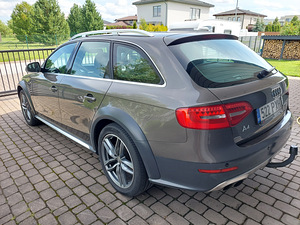 Audi A4 B8.5 Allroad (4 foto / 5)