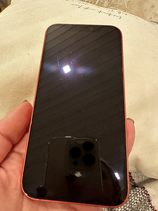 iPhone 12 64 ГБ (9 фото из 10)
