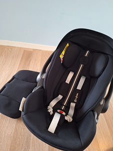 Cybex cloud G-i size turvahäll (6 foto / 6)