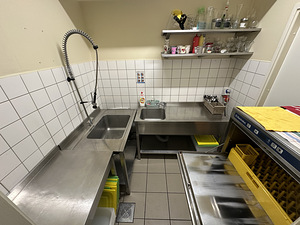 VALMIS ÄRI — PITSERIA AHTMES (4 foto / 8)