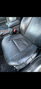 BMW E39 highline esimesed nahkistmed (2 foto / 9)