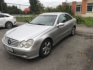 Мерседес-Бенц CLK 270 (3 фото из 8)