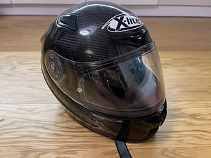 Mootorrattakiiver X-Lite X-802RR Ultra Carbon (3 foto / 10)