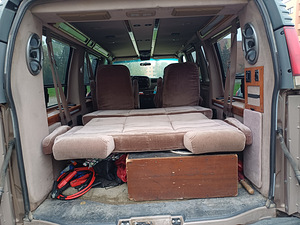 Chevrolet chevy van 1500 (9 foto / 9)