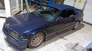 BMW 320 e36 cabrio M-pakett (2 foto / 6)