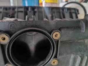 BMW m50b25 sisselaskekollektor (3 foto / 3)
