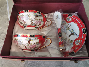 Kinkekomplekt teekomplekt 2-le inimesele karbis (2 foto / 4)