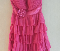 Красивое розовое платье, S