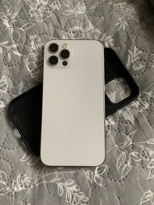 iPhone 12 про 128гб (3 фото из 3)