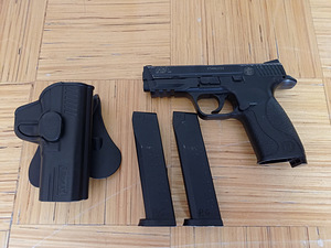 Smith and Wesson M&P40 CO2 (1 фото из 1)