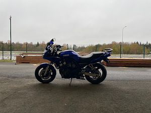 Yamaha FZS600 Fazer (6 foto / 8)