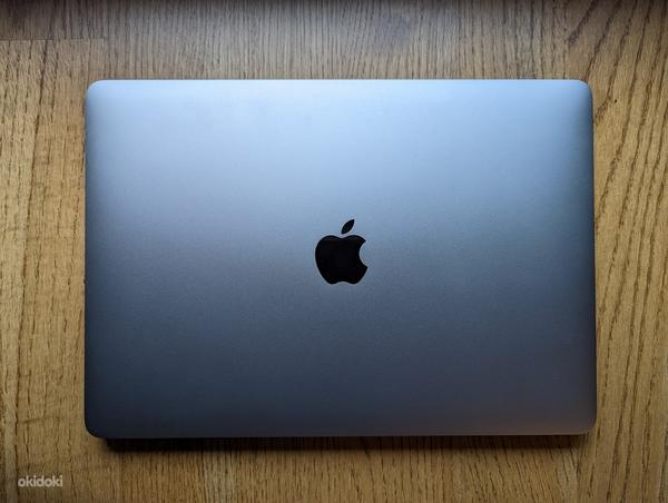 MacBook Air 13 дюймов Apple M1 (фото #1)