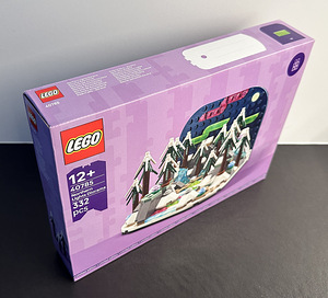 LEGO Wonders of the Natural World Northern Lights Diorama (3 foto / 3)