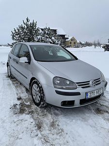Volkswagen Golf (4 foto / 11)