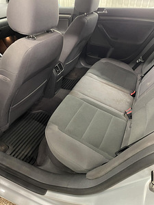 Volkswagen Golf (7 foto / 11)