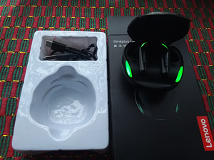 Lenovo XT92 (4 foto / 4)