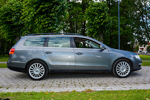 Volkswagen Passat 2.0 110kW (2 foto / 10)