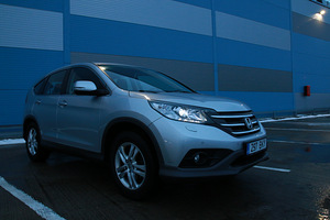 Honda CR-V 2014 (4 foto / 14)