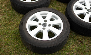 Диски с зимними шинами Borbet 16" 4x108 (3 фото из 6)