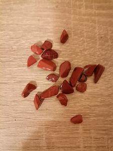 Натуральный камень: Красная яшма