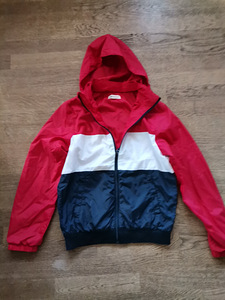 Tuulejope H&M suurus 158sm (1 foto / 2)