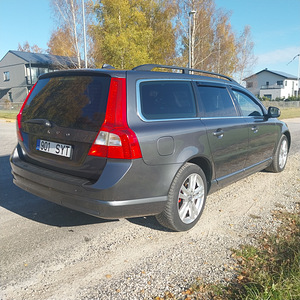 M: Volvo V70 2.0 120kw Momentum (4 foto / 12)