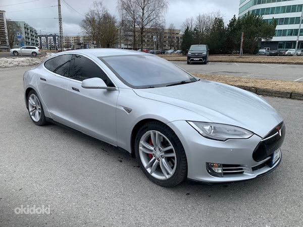 2013 Tesla Model S 85 (фото #6)