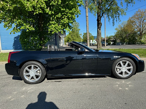 Cadillac XLR 4,6 V8 (3 foto / 8)