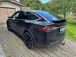 2016 Tesla Model X90D (3 фото из 13)