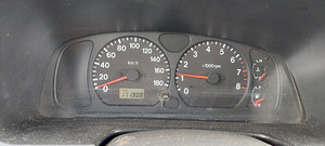 Suzuki Jimny (11 фото из 12)