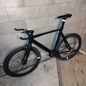 Fixie/трековый велосипед (4 фото из 5)