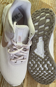 Nike Revolution 6 Sporditossud (3 foto / 3)