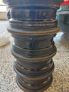 R14 veljed 4x114.3 (2 foto / 2)