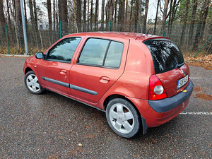 Renault Clio 16V Limited Edition (5 foto / 14)