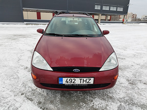 Ford Focus Turnier 1.8 (6 foto / 15)