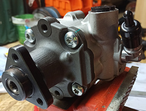 Roolivõimendi pump V6 3.0 TDI Touareg, Audi 7P0 422 154 (2 foto / 5)