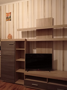 Kapp-sektsioon koos tv alusega (2 foto / 5)