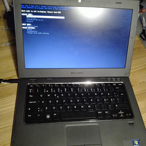 Dell Vostro / i3/ Win11 (4 foto / 8)