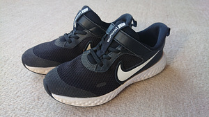 Müüa vähe kasutatud Nike jooksujalanõud (2 foto / 3)