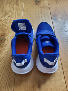 Müüa uued Adidase laste tossud nr 34 (4 foto / 5)