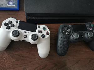 PS4 тонкий 500гб (4 фото из 4)