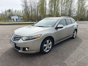 Honda Accord 110kw (1 foto / 14)