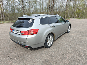 Honda Accord 110kw (4 foto / 14)