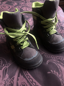 Superfit saapad s.25 (2 foto / 4)