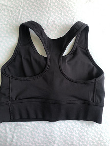 Nike sp. rinnahoidja M (2 foto / 3)